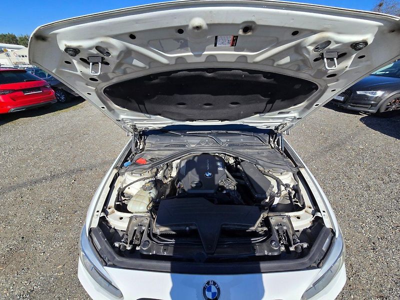 BMW Řada 1 (2016) 118D 110KW Mpacket - fotka 23 z 24