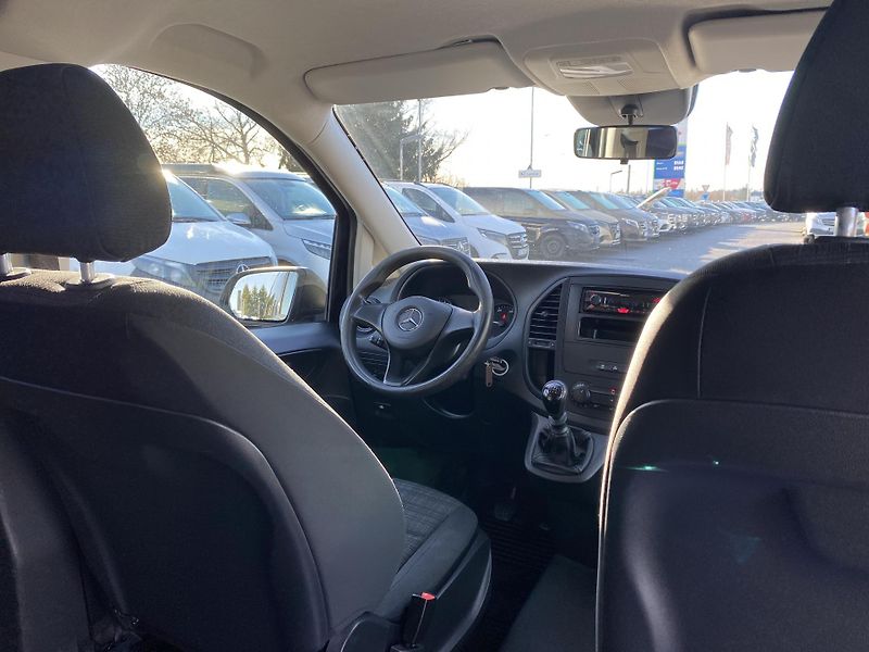 Mercedes-Benz Vito 116 CDI/L Tourer Base - fotka 14 z 23