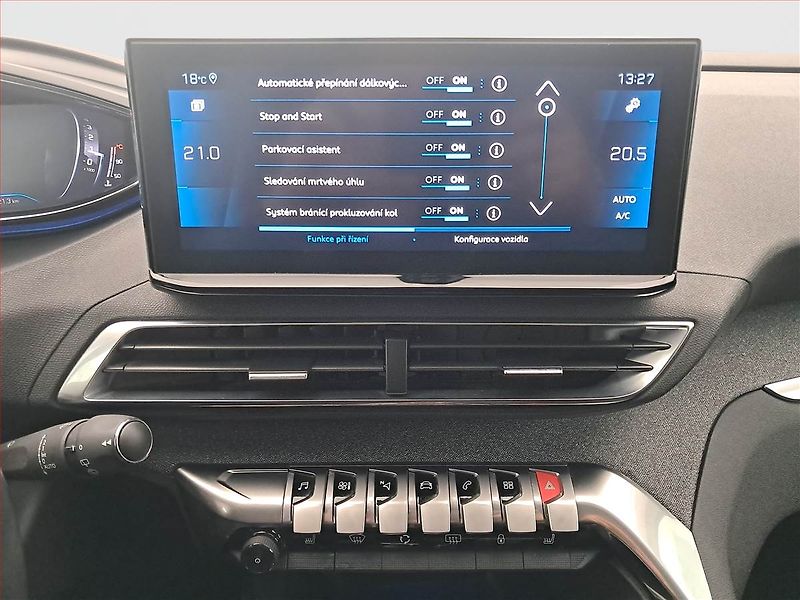 Peugeot 5008 (2021) 1.5 BlueHDi - fotka 12 z 24