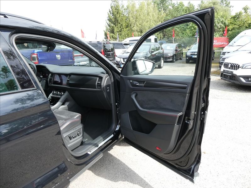 Škoda Kodiaq 2,0 TDi176kW RS 4x4 DSG 7.míst - fotka 26 z 50