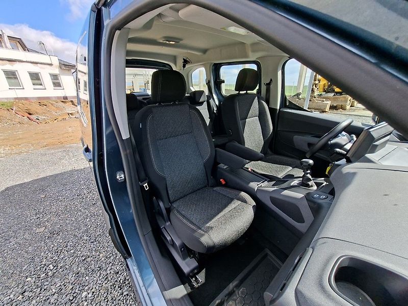 Peugeot Rifter ALLURE 1,5 BHDi 100k M6 - fotka 15 z 26