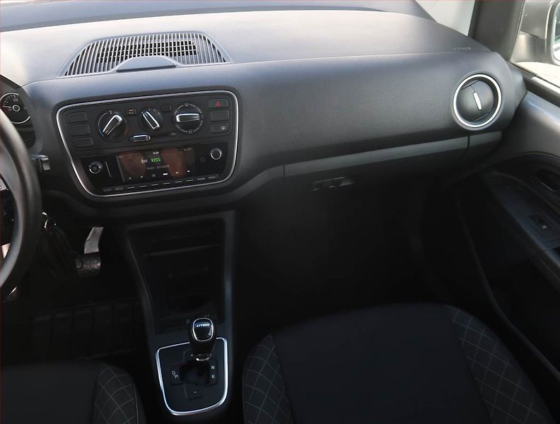 Škoda Citigo (2016) Style 1.0 MPI, Automat - fotka 8 z 17