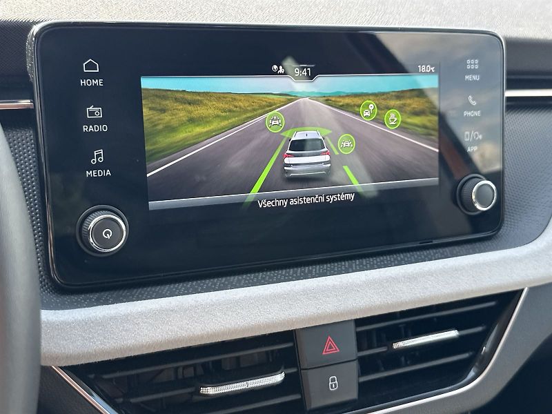 Škoda Kamiq (2025) 1.0 TSI DSG Top Selection - fotka 17 z 31