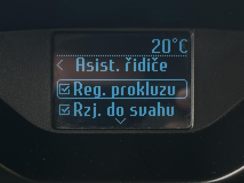 Ford Grand C-MAX (2015) 1.0/74kW * 2.Maj. * KLIMA - fotka 12 z 35
