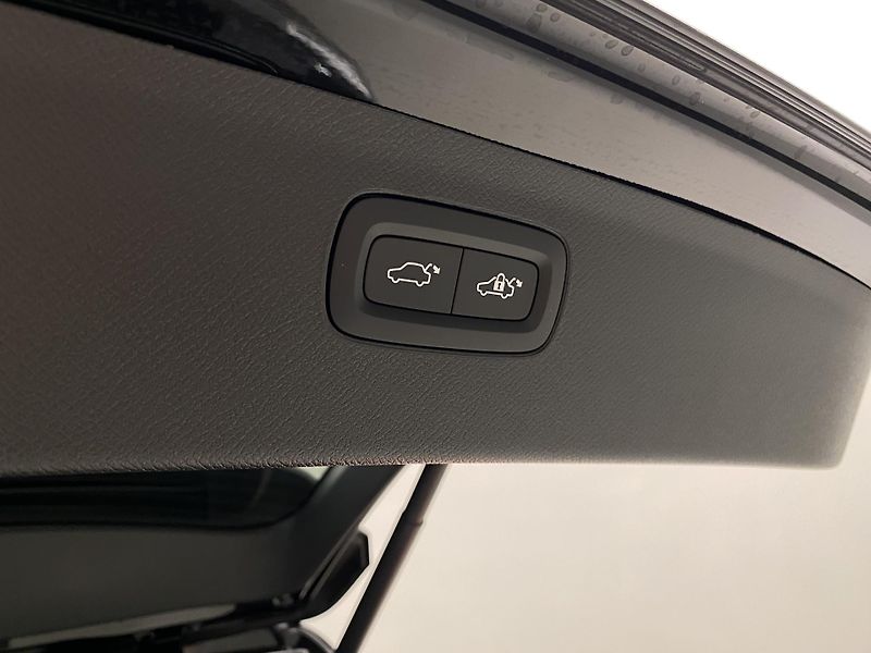 Volvo XC90 (2026) T8 AWD Plug-in BRIGHT PLUS 7m - fotka 22 z 74