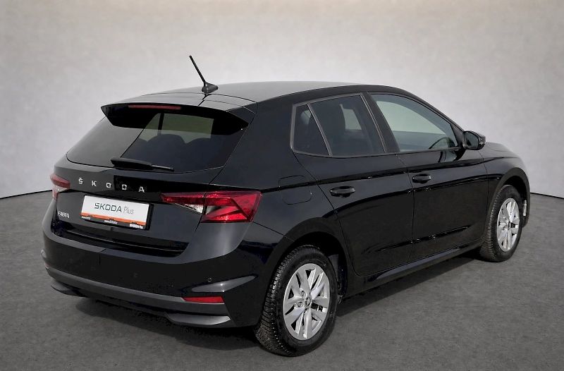 Škoda Fabia (2022) Ambition Plus 1,0 Tsi 70 Kw - fotka 2 z 35
