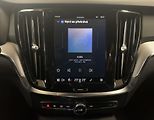 Volvo V60 RECHARGE T6, AWD PLUS DARK ČR - náhled 18