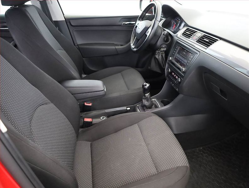 Seat Toledo (2015) 1.2 TSI, Serv.kniha, Navi - fotka 7 z 18