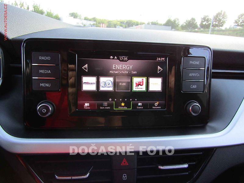 Škoda Kamiq (2021) 1.0TSi, ČR - fotka 15 z 18