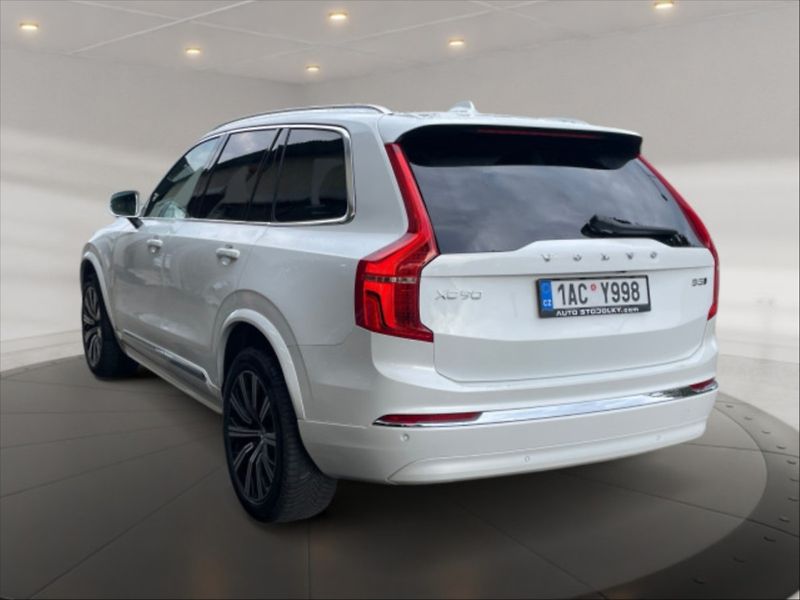 Volvo XC90 2,0 B5 AWD D Plus Bright AT - fotka 4 z 10