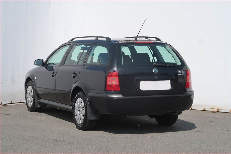 Škoda Octavia (2005) 1.6, Serv.kniha, po STK - fotka 4 z 14