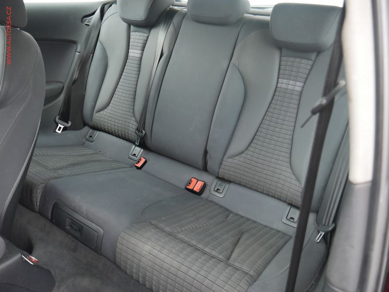 Audi A3 (2013) 1.4TSi, AC, temp - fotka 10 z 21