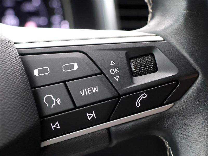 Seat Ateca 2,0 TDI Style LED Virtual DPH - fotka 17 z 30