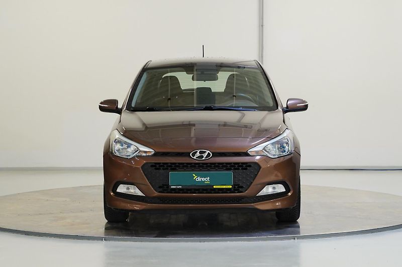 Hyundai i20 - fotka 4 z 24