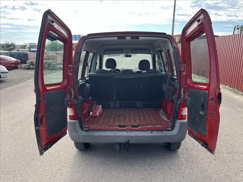 Citroën Berlingo 1,4 i TAŽNÉ STK 2/27 - fotka 22 z 31