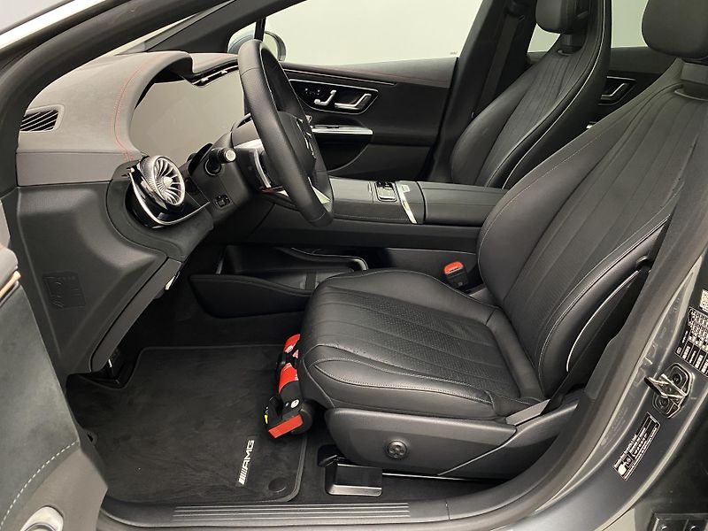 Mercedes-Benz EQE 350 4MATIC AUT  - fotka 3 z 78
