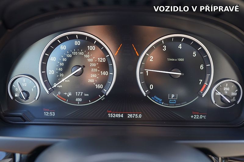 BMW X5 xDrive 40e iPerformance 230kW - fotka 7 z 13