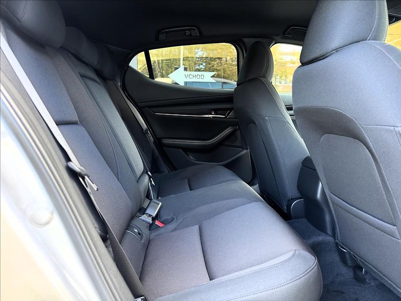 Mazda 3 (2025) 2,0 L X 186PS HB 6AT FWD EXLUS - fotka 12 z 12