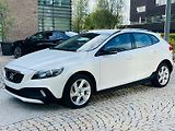 Volvo V40 2.0i AUT 1MAJITEL CROSS COUNTR - náhled 3