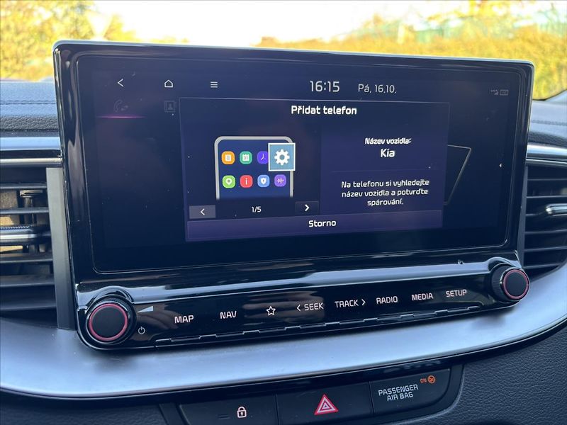 Kia Ceed 1,5 TGDi AT TOP ZÁRUKA TAŽNÉ - fotka 27 z 51