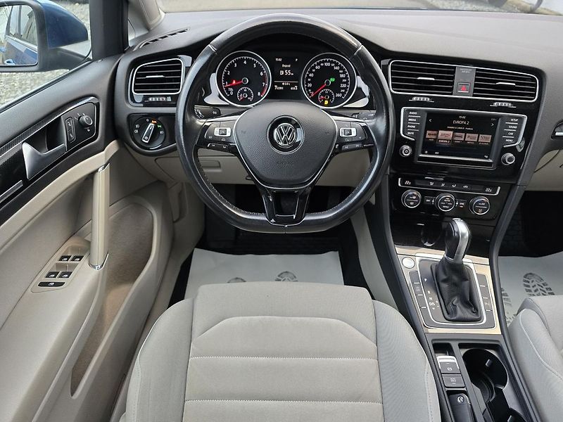 Volkswagen Golf 110kW DSG HIGHLINE -DPH - fotka 8 z 38