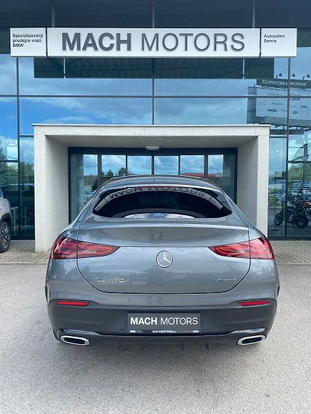Mercedes-Benz GLE 4M AMG Airmatic Coupe - fotka 13 z 19