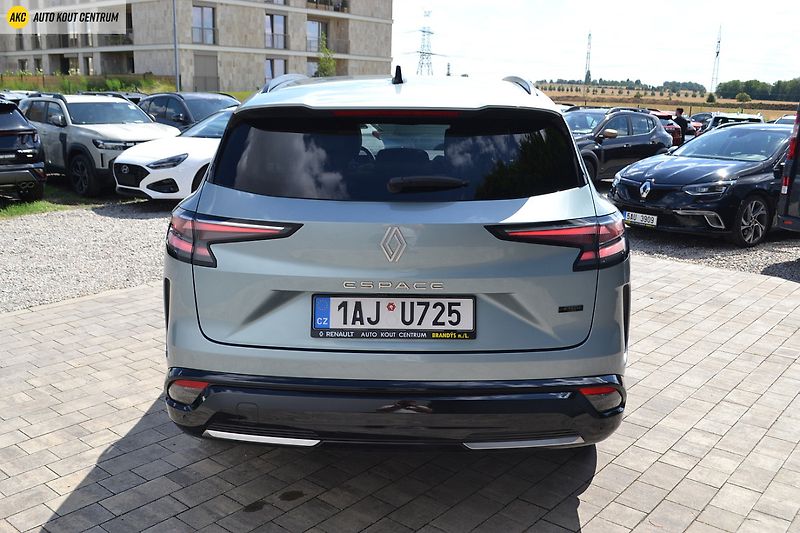 Renault Espace ICONIC E-TECH FULL HYBRID 200k - fotka 4 z 78