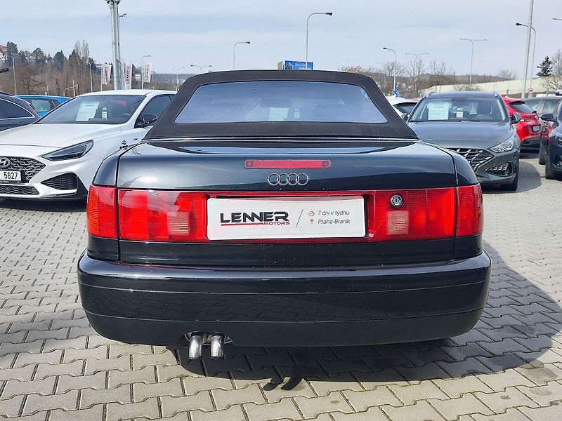 Audi 80 1.9 TDI/66kW Cabrio - fotka 14 z 28