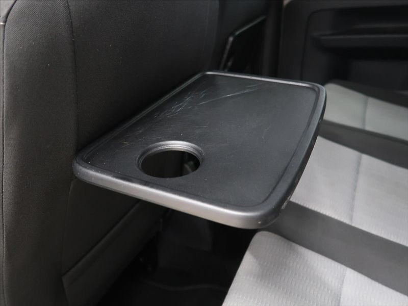 Volkswagen Caddy 1,4 TSI DSG Maxi! - fotka 30 z 33