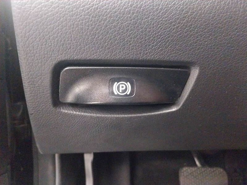Mercedes-Benz Třídy E (2007) Avantgarde E 320 CDI , Automat - fotka 20 z 22