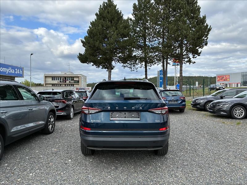 Škoda Kodiaq 2,0 TDI 4X4 147 KW TAŽNÉ PANO - fotka 5 z 36