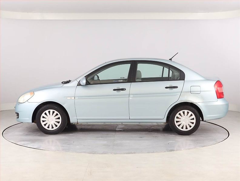 Hyundai Accent (2008) 1.4i, Klima, pěkný stav - fotka 3 z 17