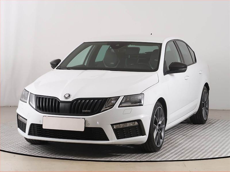 Škoda Octavia (2017) RS 2.0 TDI 4x4 DSG, 4X4 - fotka 2 z 19