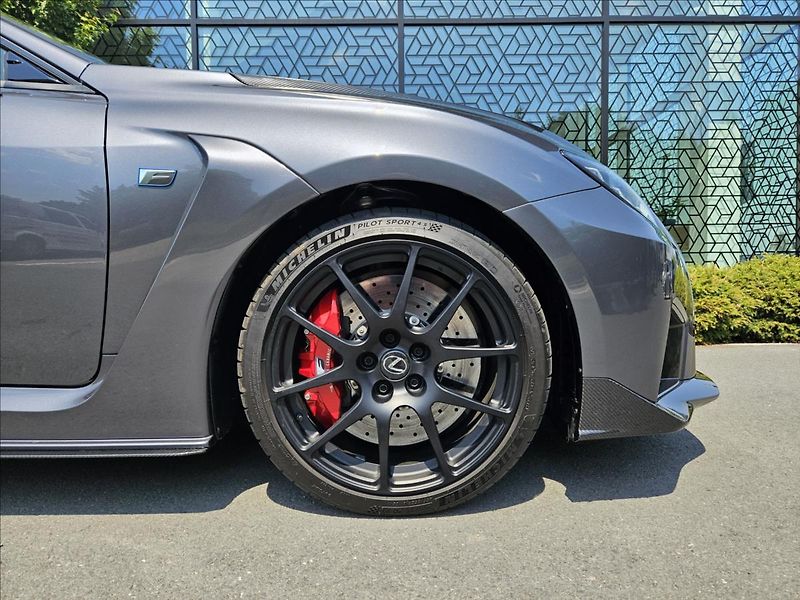 Lexus RC F 5,0 Track Edition - fotka 5 z 17