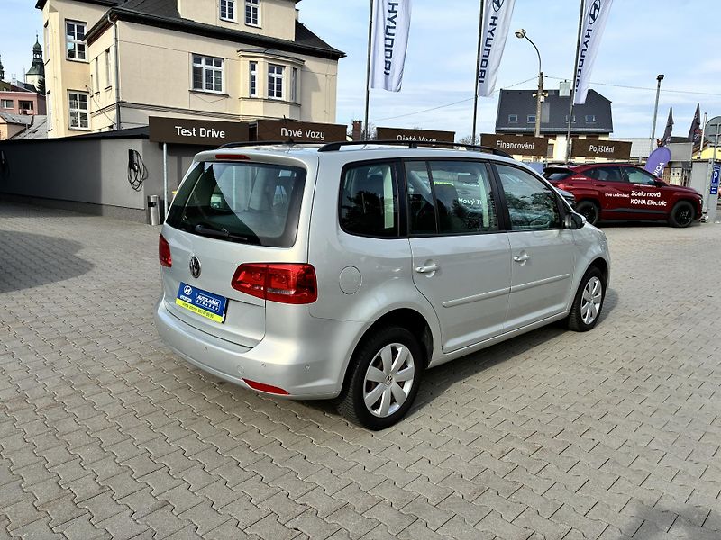 Volkswagen Touran 2.0TDi 103kW DSG NEZÁVISLÉ TOP - fotka 7 z 29