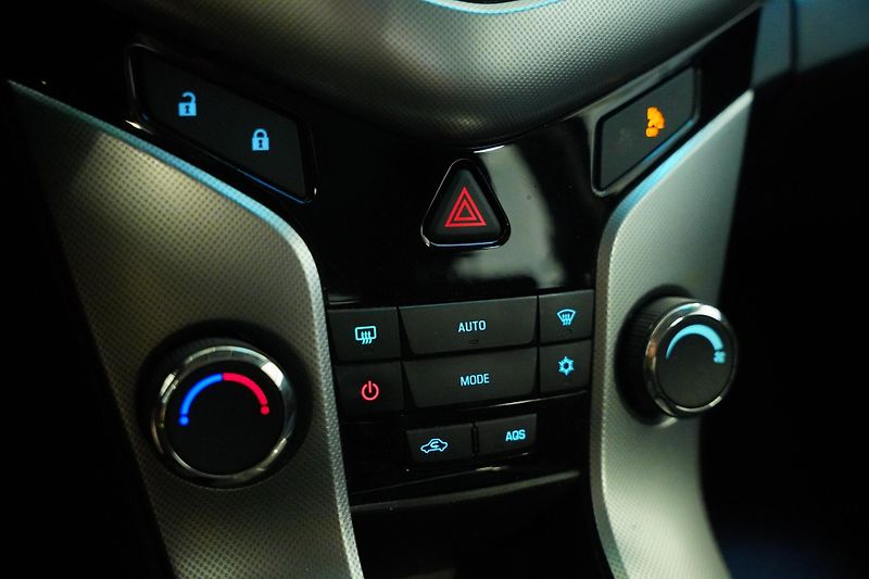 Chevrolet Cruze - fotka 19 z 22