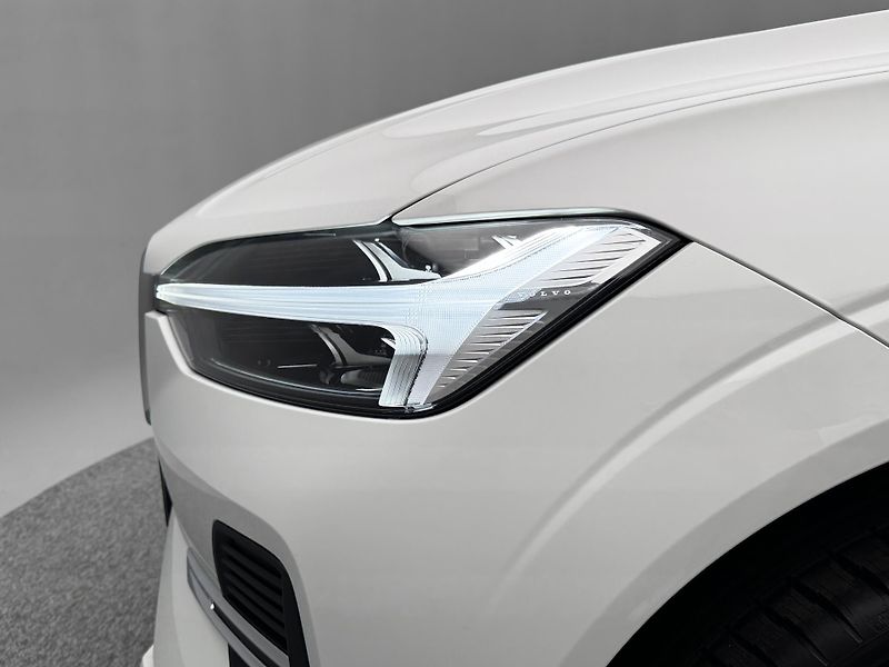 Volvo XC60 (2026)  B5 AWD AUT CORE - fotka 17 z 20