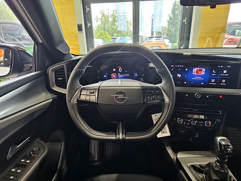Opel Mokka (2026) Edition HIT 1.2 TURBO 136k MT6 - fotka 17 z 19