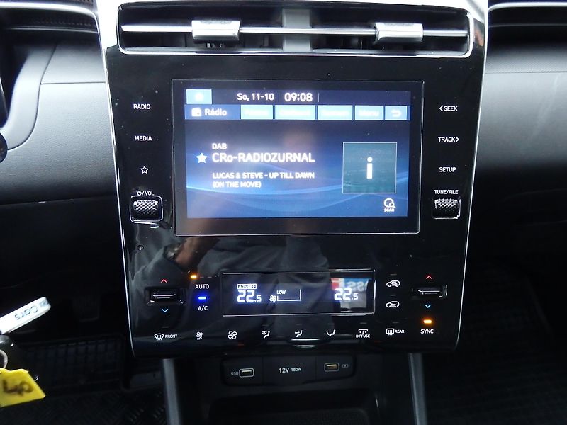 Hyundai Tucson 1.6 CRDI 6x AIRBAG, ZÁVĚS - fotka 15 z 22