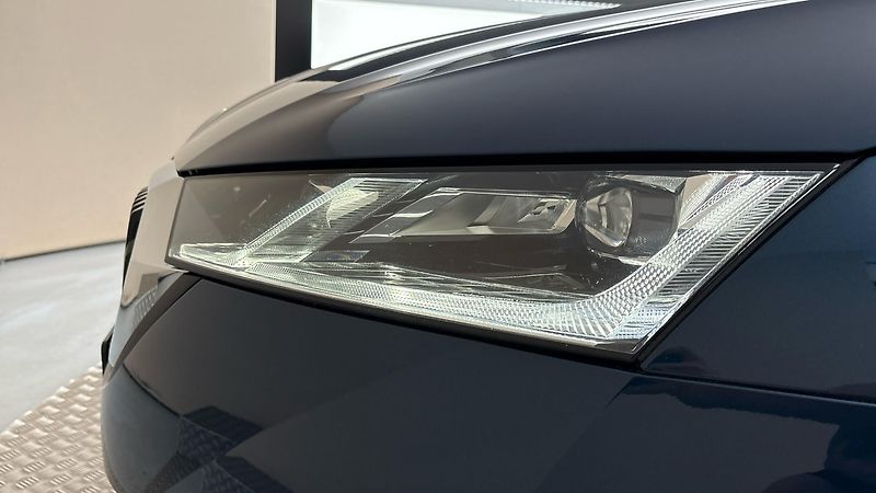 Škoda Octavia 1.5 TSI Style Combi - fotka 18 z 29