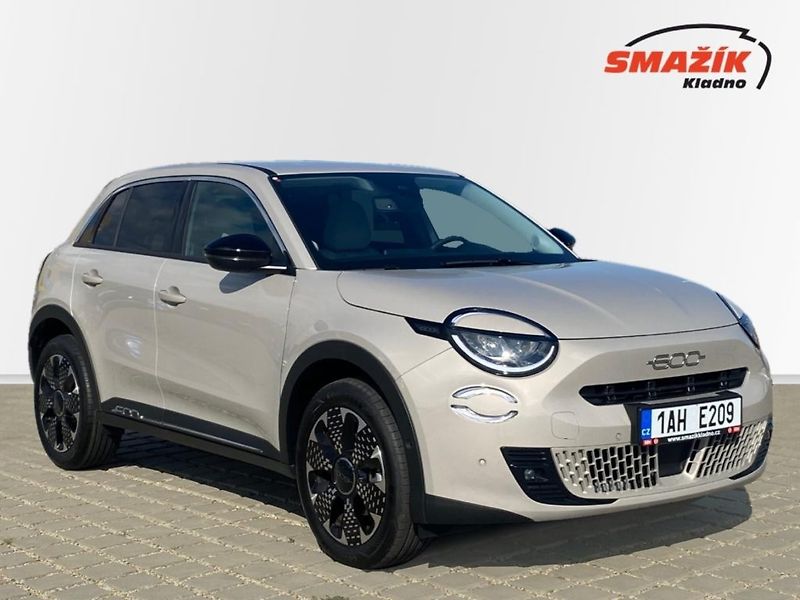 Fiat 600 (2024) La Prima Turbo 1,2 (136k) - fotografie inzerátu