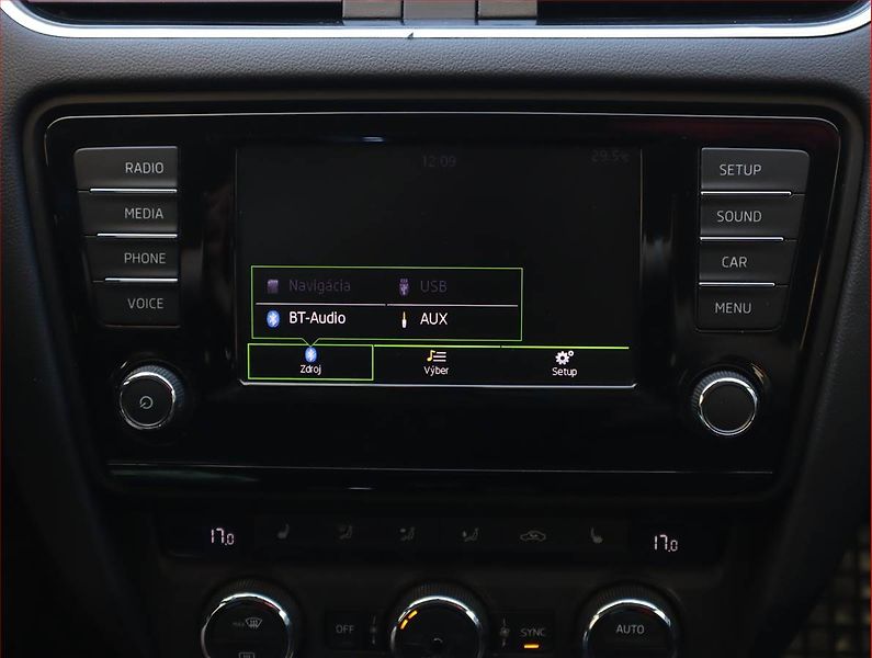 Škoda Octavia (2016) 1.6 TDI, Navi, Xenony - fotka 17 z 18