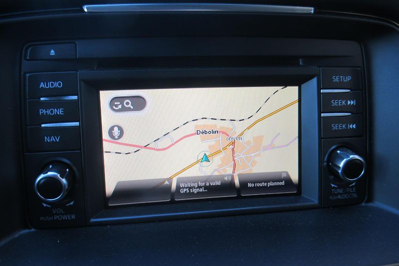 Mazda 6 2.2 CD AUT. KLIMA SADA KOL - fotka 18 z 26
