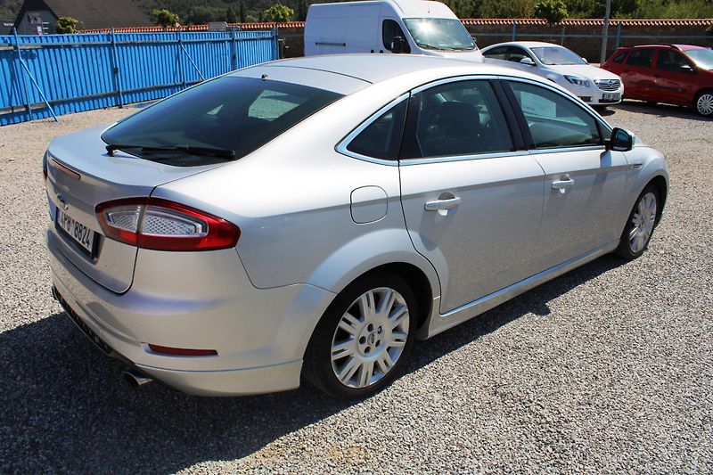 Ford Mondeo (2011) 2,0i 176KW KLIMA KŮŽE XENON  - fotka 7 z 16
