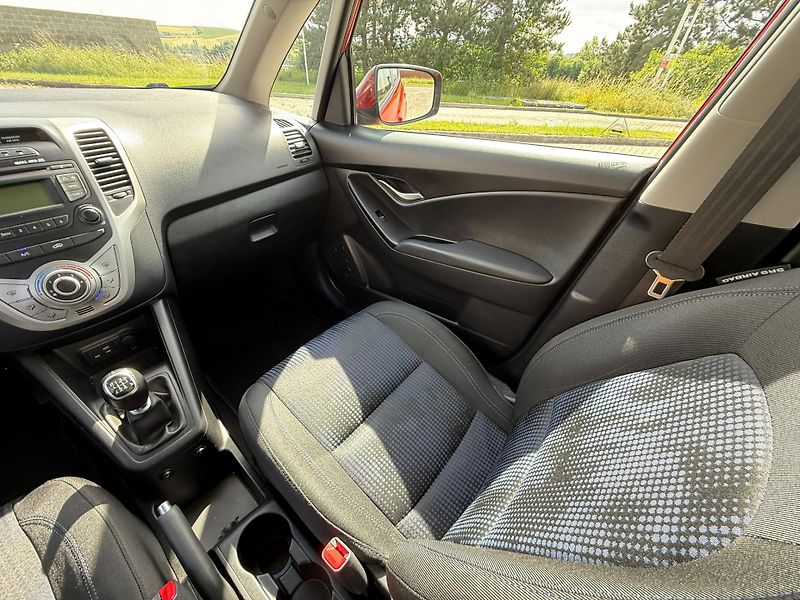 Hyundai ix20 (2018) 1,4 CVVT 1.maj.ČR - fotka 11 z 23