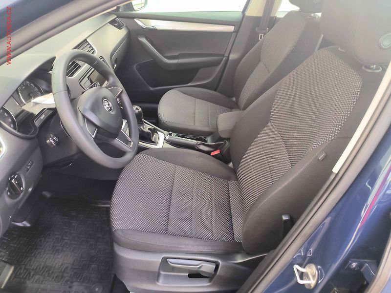 Škoda Octavia (2015) 1.6TDi, ČR, AC, park.čidla - fotka 9 z 17