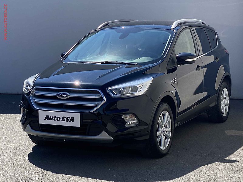Ford Kuga (2018) 1.5 EB, Trend, TZ - fotka 3 z 16