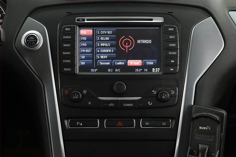 Ford Mondeo (2014) 2.0 TDCi, Navi, Xenony - fotka 10 z 14