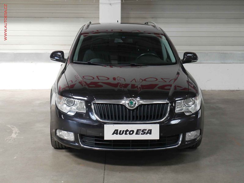 Škoda Superb (2013) 2.0 TDI, ČR, STK6/28 - fotka 2 z 26