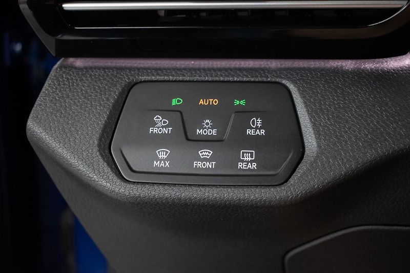 Volkswagen ID.5 PRO PERFOMANCE*TAŽNÉ*SOH 93.8* - fotka 16 z 42